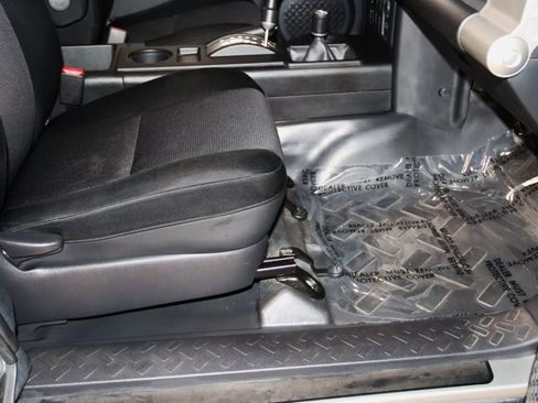 Used 2012 Toyota FJ Cruiser 4WD w/ Upgrade Pkg image 54
