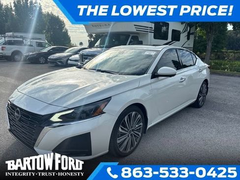 Used 2024 Nissan Altima 2.5 SL FWD image 1