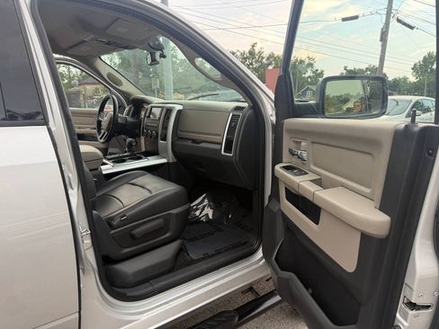 Used 2010 Dodge Ram 1500 Truck SLT RWD image 18