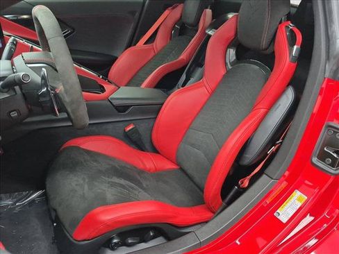 Certified 2025 Chevrolet Corvette E-Ray AWD/4WD image 17