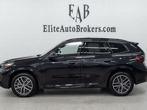 Used 2025 BMW X1 xDrive28i w/ M Sport Line w/ M Sport Package image 2
