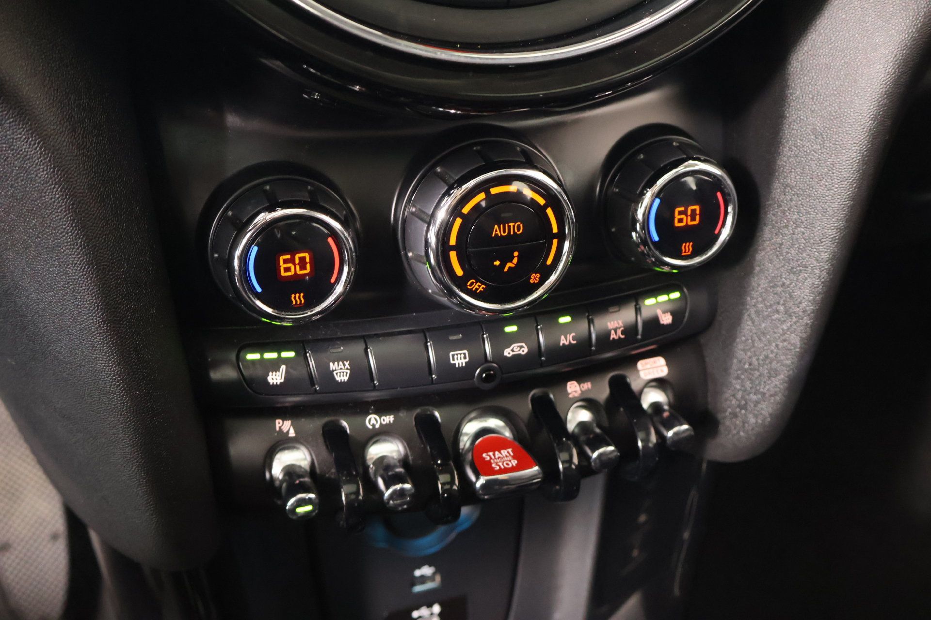 Used 2021 MINI Cooper S w/ Driver Assistance Package FWD image 8