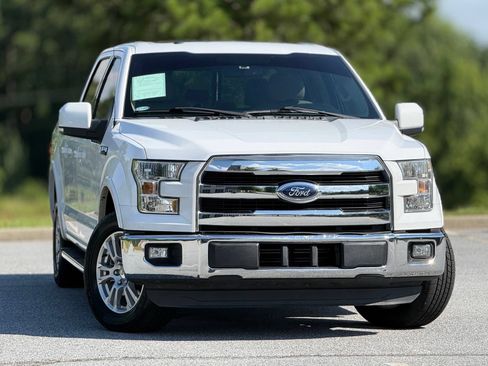 Used 2015 Ford F150 Lariat w/ Equipment Group 501A Mid RWD image 4