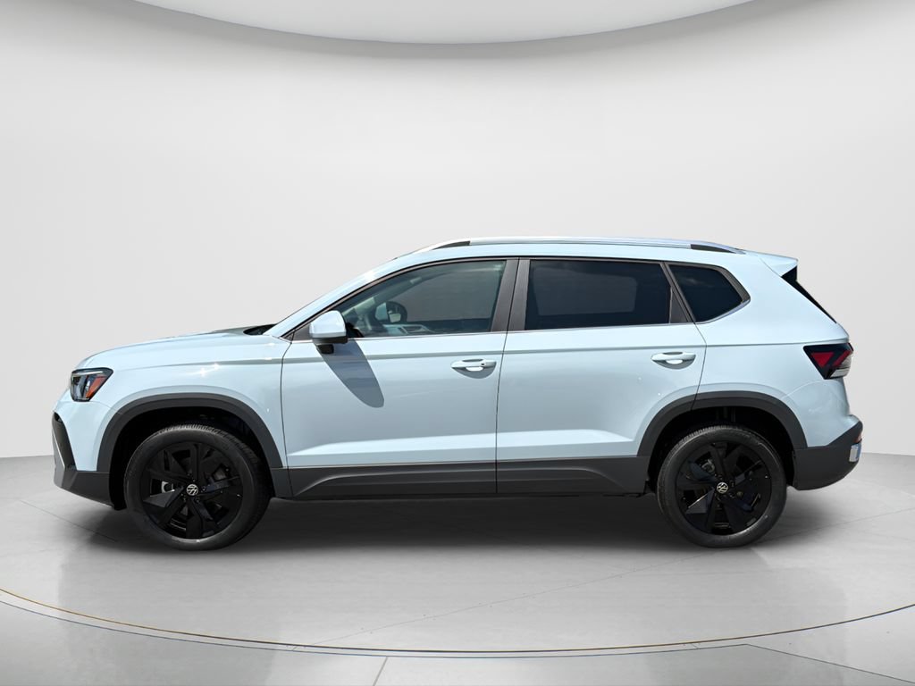 New 2026 Volkswagen Taos SE FWD image 8
