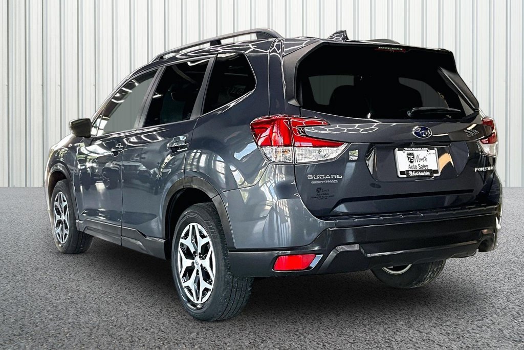 Used 2021 Subaru Forester Premium w/ Popular Package #1 AWD/4WD image 4
