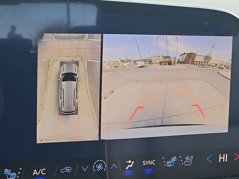 New 2026 Chevrolet Traverse High Country image 16