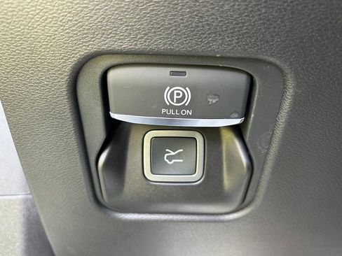 New 2026 Jeep Cherokee Limited AWD/4WD image 16