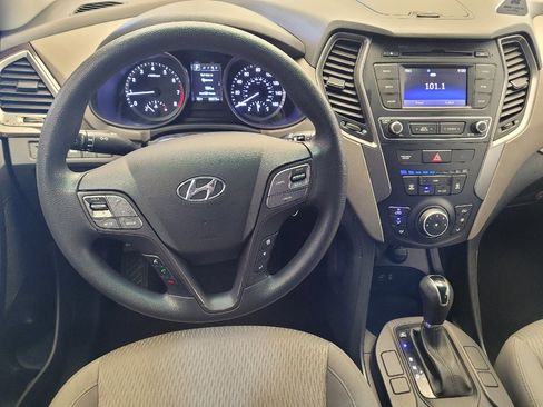 Used 2018 Hyundai Santa Fe Sport image 22
