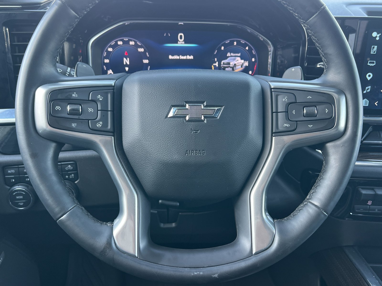Used 2025 Chevrolet Silverado 1500 LT Trail Boss w/ LT Trail Boss Premium Package AWD/4WD image 23