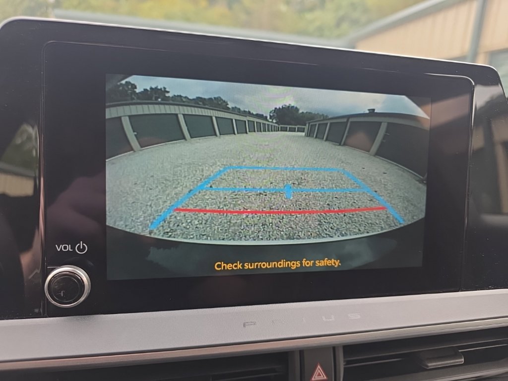 Certified 2026 Toyota Prius LE FWD image 23