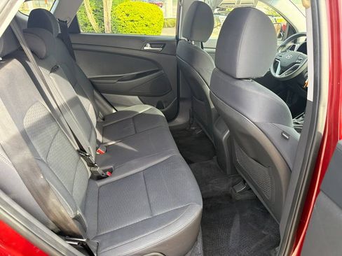 Used 2019 Hyundai Tucson SE FWD image 12
