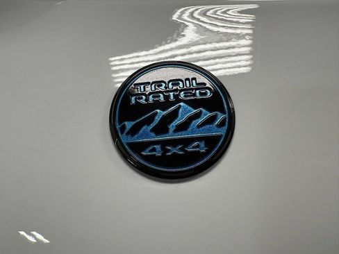 Used 2023 Jeep Grand Cherokee Trailhawk image 32