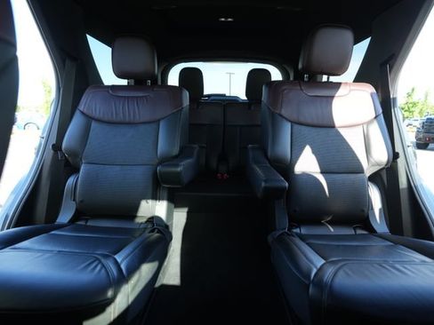 Used 2023 Ford Explorer Platinum w/ Technology Package AWD/4WD image 41