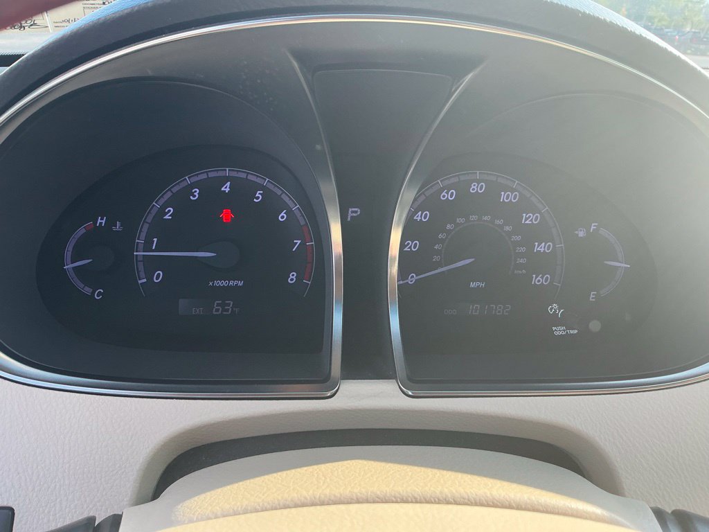 Used 2012 Toyota Avalon Limited FWD image 21