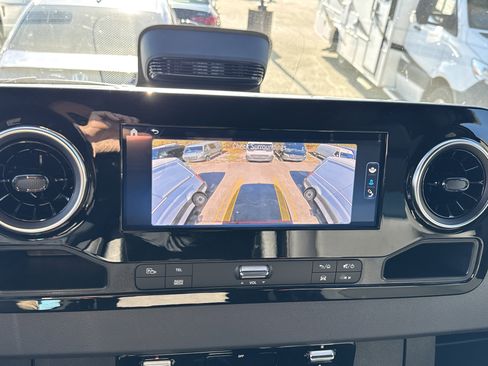 New 2026 Mercedes-Benz Sprinter 2500 image 23