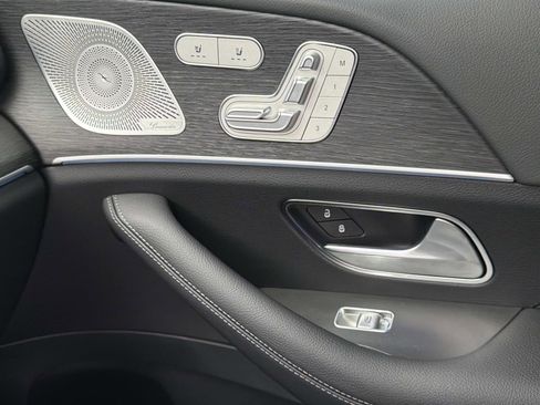 Certified 2025 Mercedes-Benz GLE 450e 4MATIC image 19