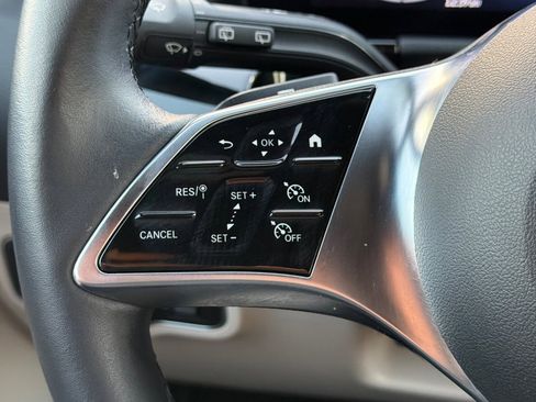 Certified 2025 Mercedes-Benz GLA 250 image 27