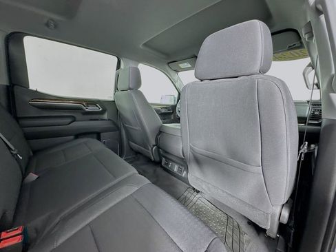 Used 2024 GMC Sierra 1500 SLE image 27