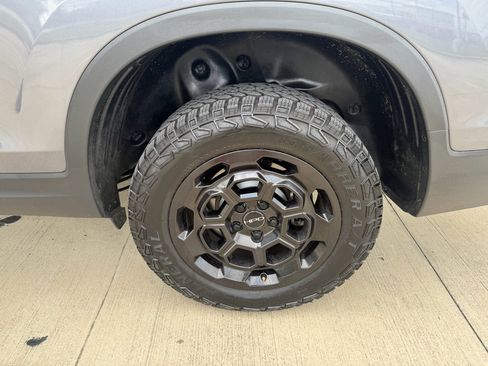 Used 2025 Honda Ridgeline RTL+ image 34