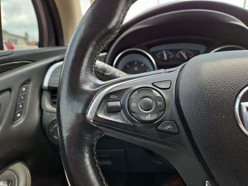 Used 2017 Buick Envision Essence AWD/4WD image 22