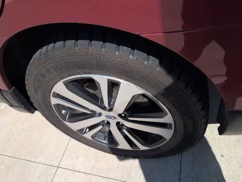 Used 2019 Subaru Outback 2.5i Limited image 10