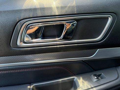 Used 2016 Ford Explorer Sport w/ Equipment Group 401A image 16