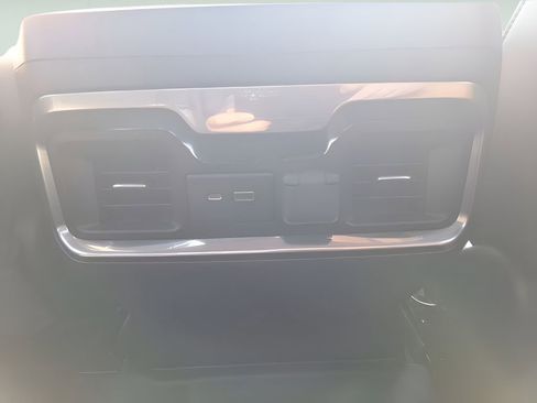 Used 2022 Chevrolet Silverado 1500 High Country w/ LPO, Dark Essentials Package image 19