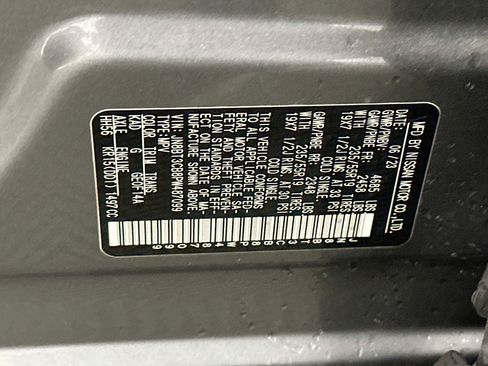 Used 2023 Nissan Rogue SL AWD/4WD image 12