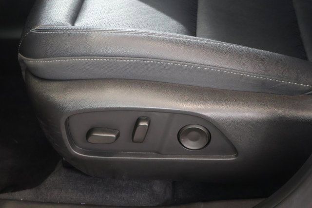 Used 2025 Chevrolet Equinox LT w/ Convenience Package II AWD/4WD image 13