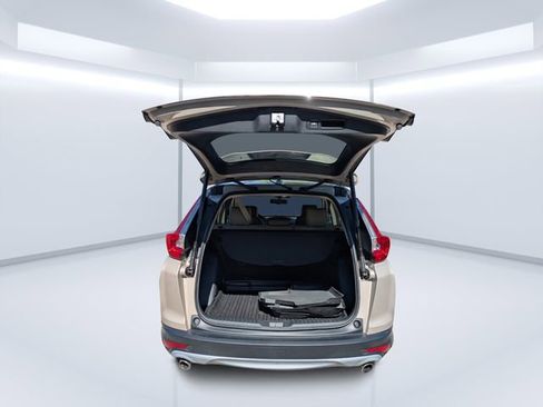 Used 2018 Honda CR-V Touring image 12
