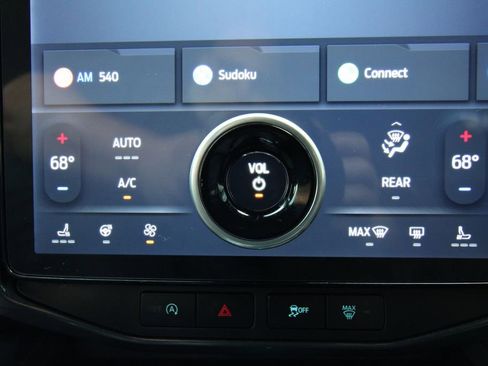 Used 2023 Ford Expedition Max Limited image 32