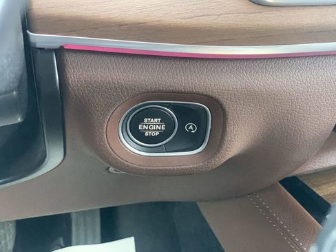 Used 2024 Mercedes-Benz GLE 350 4MATIC image 15