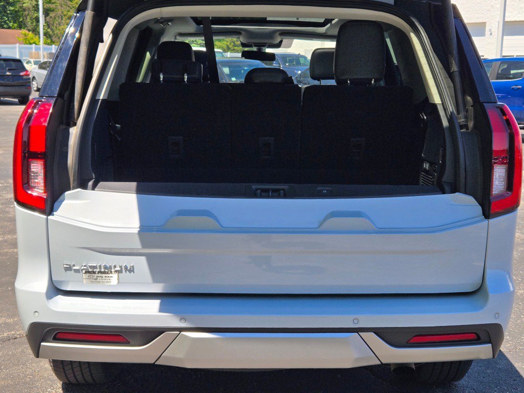 Used 2025 Ford Expedition Platinum AWD/4WD image 15