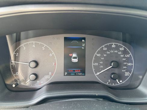 Used 2025 Toyota Corolla LE image 38