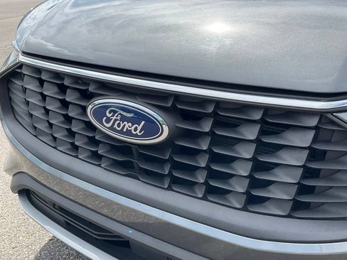 Used 2025 Ford Escape Active AWD/4WD image 26