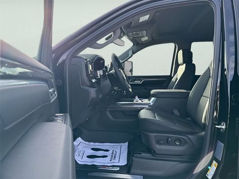 New 2026 Chevrolet Silverado 3500 LTZ w/ LTZ Plus Package image 17