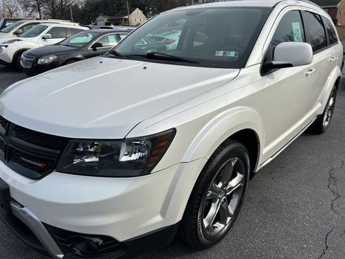 Used 2017 Dodge Journey Crossroad w/ Popular Equipment Group image 4