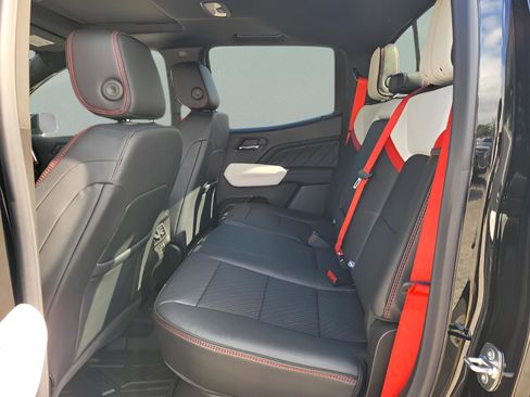 New 2026 GMC Canyon AT4X image 19