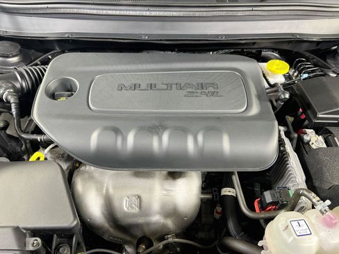 Used 2023 Jeep Cherokee Altitude Lux w/ Lux Elite Package AWD/4WD image 30