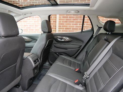 Used 2022 GMC Terrain Denali image 10