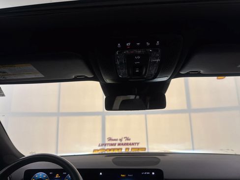 Used 2020 Mercedes-Benz GLB 250 4MATIC image 20