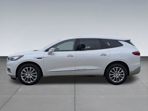 Used 2018 Buick Enclave Premium w/ Experience Buick Package AWD/4WD image 3