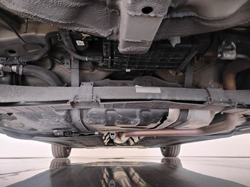 Used 2021 Hyundai Elantra SE FWD image 80