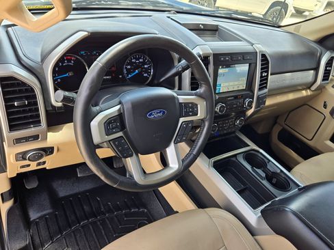 Used 2019 Ford F250 Lariat w/ Lariat Ultimate Package AWD/4WD image 10