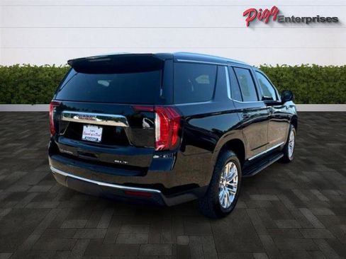 Used 2022 GMC Yukon SLT w/ SLT Luxury Package image 9