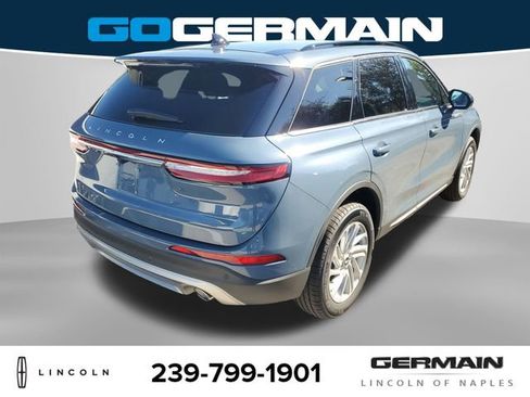 New 2026 Lincoln Corsair Premiere image 8