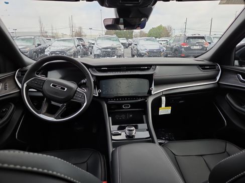 New 2026 Jeep Grand Cherokee Limited AWD/4WD image 11