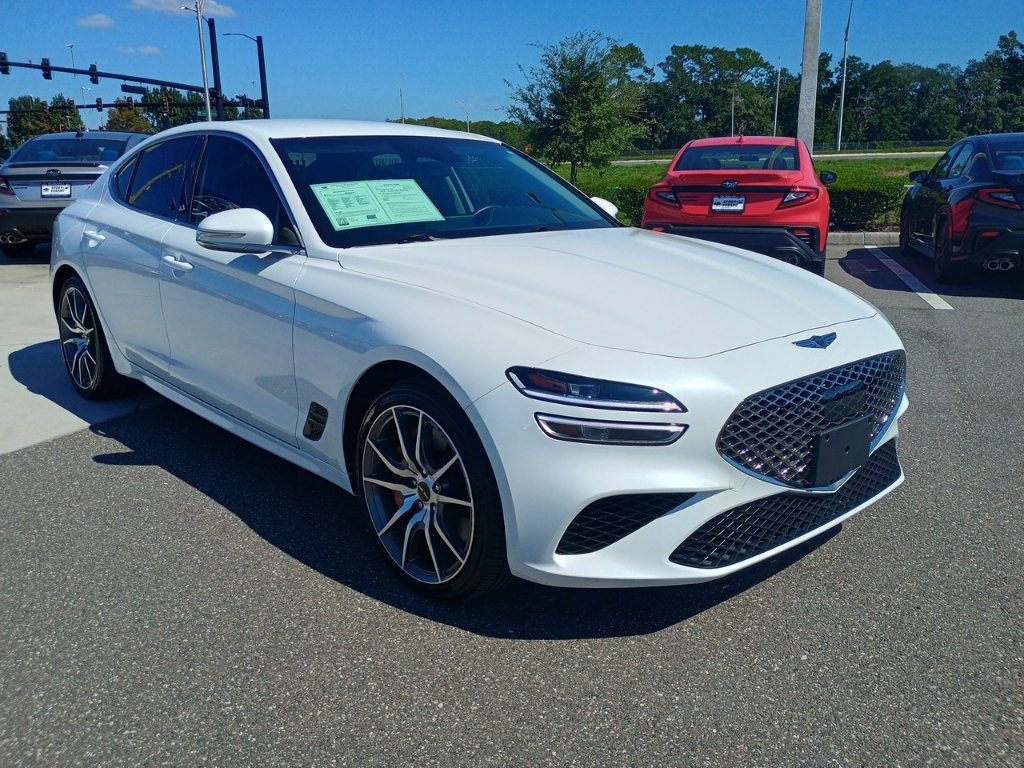 Used 2025 Genesis G70 2.5T AWD/4WD image 3