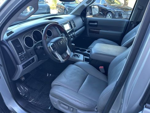 Used 2016 Toyota Sequoia Platinum image 14
