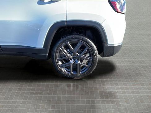 New 2026 Jeep Compass Latitude image 49